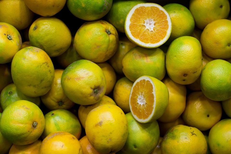 Fresh citrus fruit