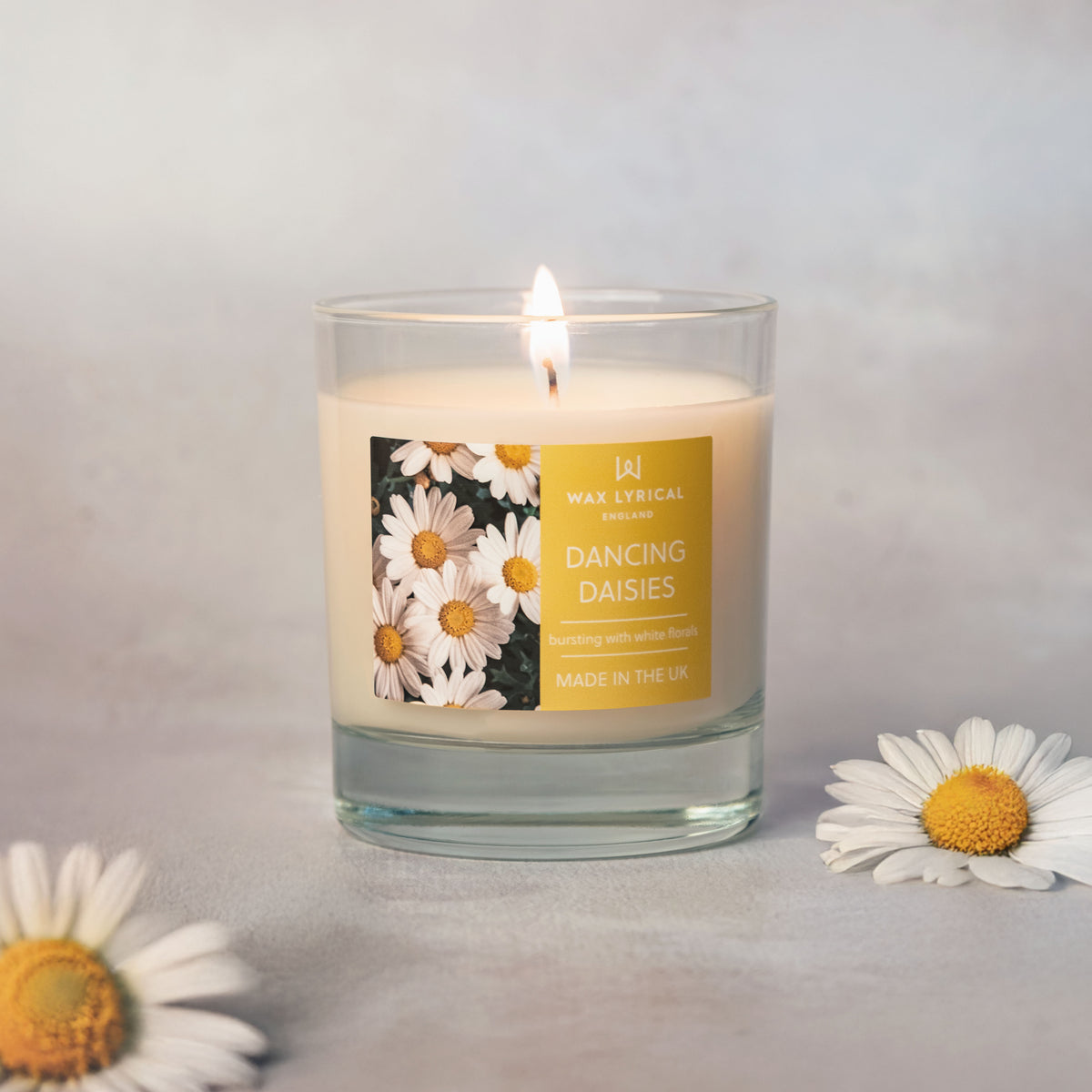 Dancing Daisies Medium Candle